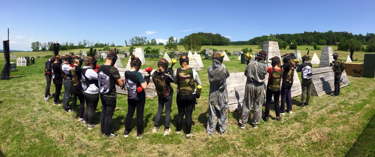 školní výlet Paintball